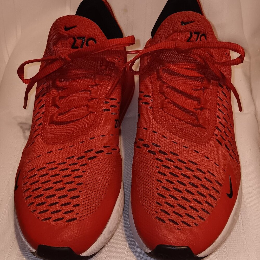 Nike 943345-600 Youth 6.6Y Red Air70